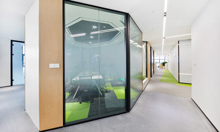 企業(yè)廣場(chǎng)辦公室走廊 企業(yè)廣場(chǎng)辦公室走廊